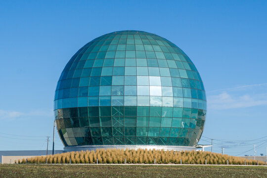 High-Performance Computing Data Center Globe at Wisconn Valley Science and Technology Park