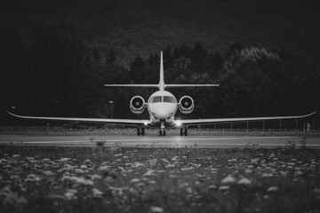Business Jet Flugzeug - Schwarz Weiss © Alexander