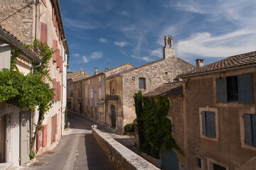 Village de Menerbes dans le Luberon en Vaucluse