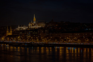 Naklejka premium Budapest by night