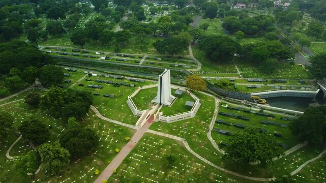 Drone approaching the Manila memorial park - Sucat, in Para&ntilde;aque, Philippines