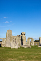 Monumento di Stonehenge durante un pomeriggio soleggiato in Inghilterra