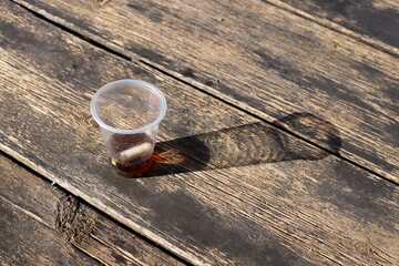 Ashtray for cigarettes and ash when smoking.