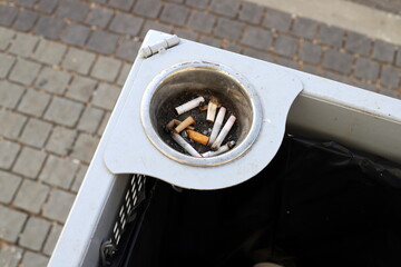 Ashtray for cigarettes and ash when smoking.