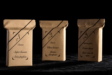 Sachets de savon fait maison en studio