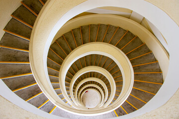 Obraz premium Spiral Staircase At Pagoda Of Chinese Garden, Singapore.