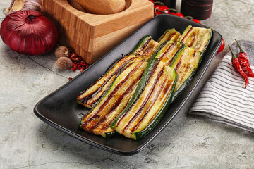 Grilled zucchini with olive oil