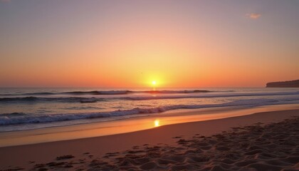 Fototapeta premium Sunsets golden glow on the serene shore