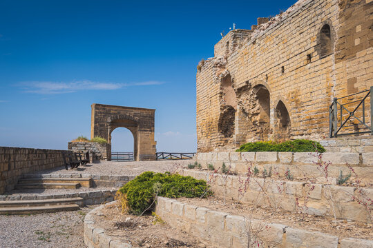 In the centre of Almudevar town