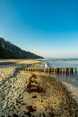 Unterwegs am Ostsee Strand von Nienhagen am mystischen Gespensterwald - Mecklenburg Vorpommern -...