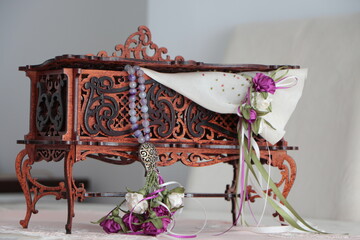 Wood embroidered box, prayer bead pouch, amethyst prayer beads with rose made of ribbon. Table decoration suggestion.