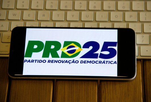 PRD - Partido Renova&ccedil;&atilde;o Democr&aacute;tica - 25