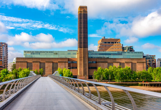 Tate Modern gallery and Millenium bridge in London, UK