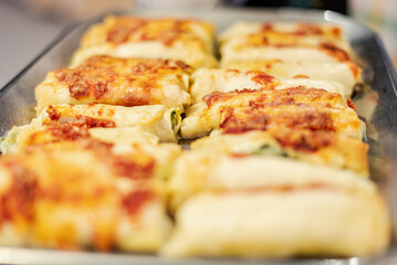 Cannelloni au gratin.