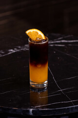 Iced Americano Orange: Refreshing Coffee with Fresh Orange Juice – A Unique Citrus Infusion