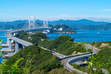 大鳴門橋の写真。淡路島の観光イメージ。