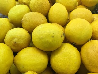 Fresh lemon