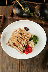 Cold oat noodle with sauce