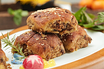 Sesame sauce brown sugar chess pieces burned