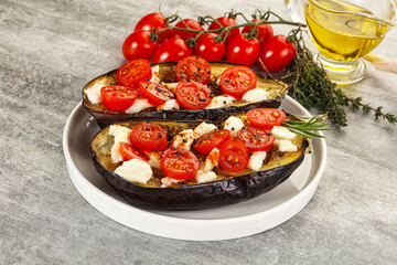 Baked eggplant with cheese and tomato