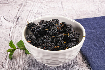 Juicy sweet mulberry in the bowl