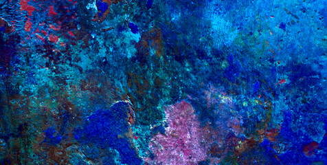 Gold, Texture, and Bold Colors in an Artistic Wallpaper
