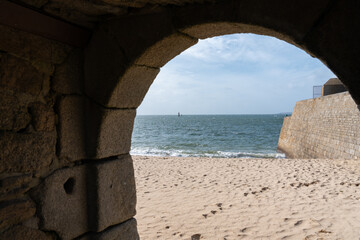 Fototapeta premium The Citadel of Port Louis: A coastal fortress in the sunny French Brittany