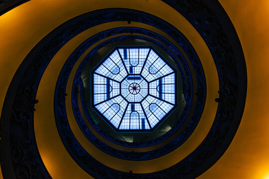 The canopy above the Bramante Staircase