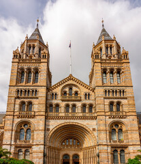 Fototapeta premium Natural History museum building in London, UK