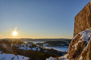 Halden, Festung, Norwegen, Fredriksten, Grenzfestung, majestätisch, Winter, verschneit, Østfold, Fredrikshald, Berg, Festungsmauer, imposant, gewaltig, Turm, Wahrzeichen, Sehenswürdigkeit, Fjord, Schu