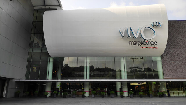 Main entrance of Vivo City Harbourfront Centre in Singapore