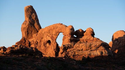 Turret Arch in Early Morning Sun
