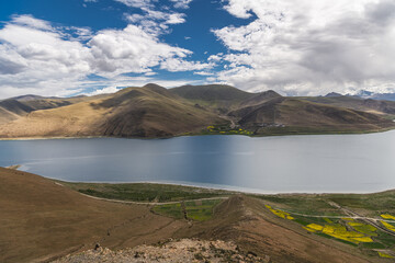 Panoramic view of Yamdrok Lake in Tibet from a high vantage point