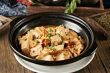 Casserole with green onion and lazy tofu