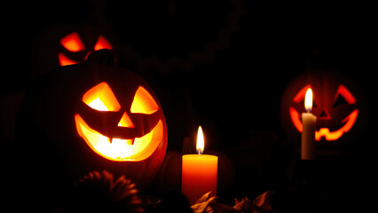 Fototapeta premium Glowing Jack-O-Lantern in the Darkness