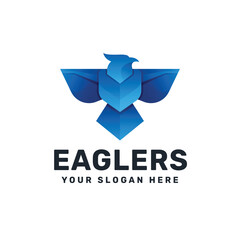 Obraz premium Eagle Gradient Vector Logo