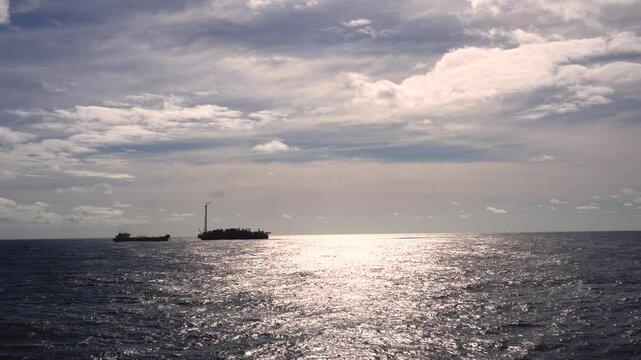 Oil and gas industry. Offshore oil industry.