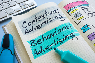 Notes on the choice between contextual and behavioral advertising.