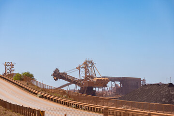 iron ore reclaimer stacker 4 