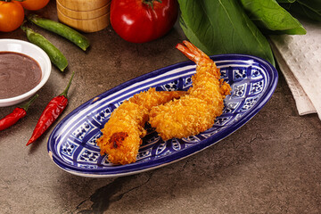 Crispy breaded golden fried prawns