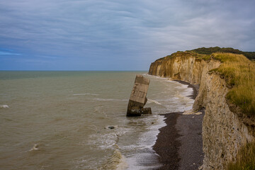 Le bunker renversé de Sainte-Marguerite-sur-Mer