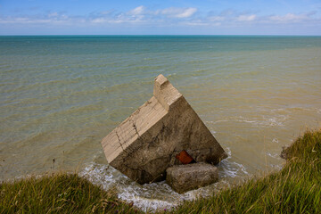 Le bunker renversé de Sainte-Marguerite-sur-Mer