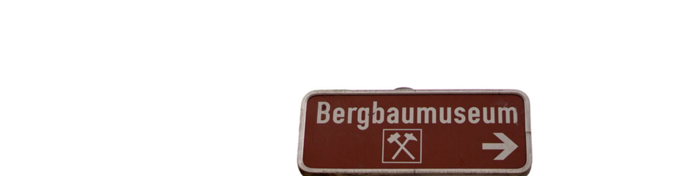 Blechtafel Bergbaumuseum isoliert auf weissem Hintergrund Hall in Tirol