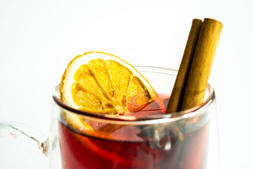 Warming Alcoholic Mulled Wine with Red Wine and Spices