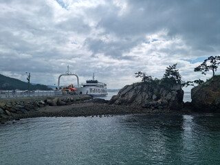 This is Hyeongjebawi Rock, located in Ttangkkeut Village, South Korea.