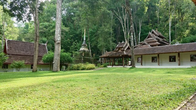 Wat Pha Lat Chiang Mai Thailand Garden
