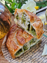 Spinach, Cheese and Herbal Tea Buns