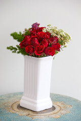 This beautiful bouquet is the perfect way to brighten up any space. Fresh blooms, soft hues, and a little bit of sunshine—home feels complete