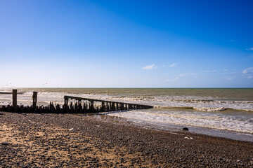 La plage de galets de Saint-Aubin-sur-Mer