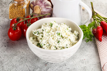 Curd cheese with green herbs